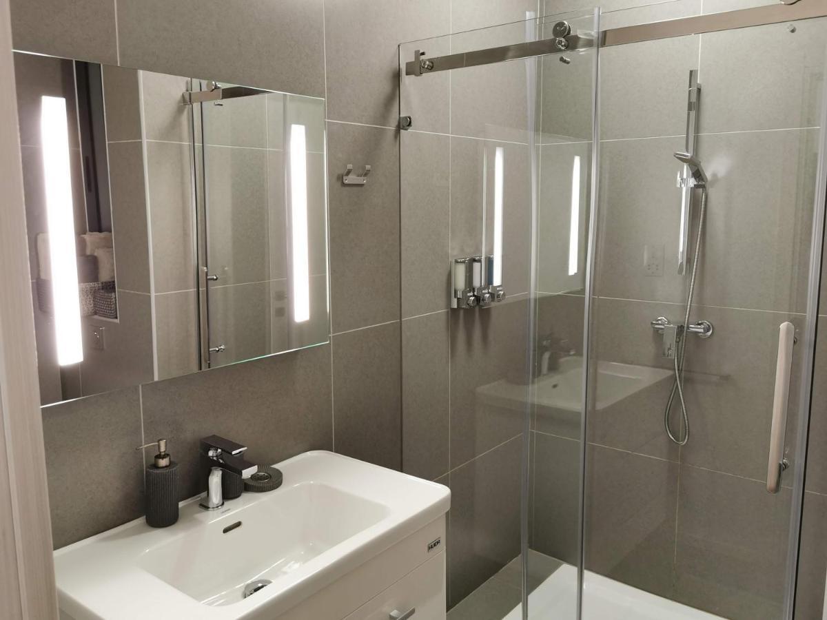 Duplex Maisonette With Heated P-Pool And Jacuzzi St. Julian's Exteriör bild